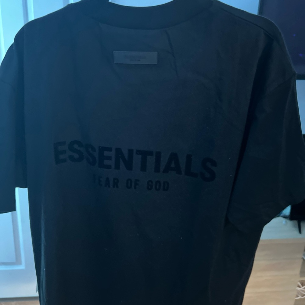 Essentials Fear of God Black T-Shirt